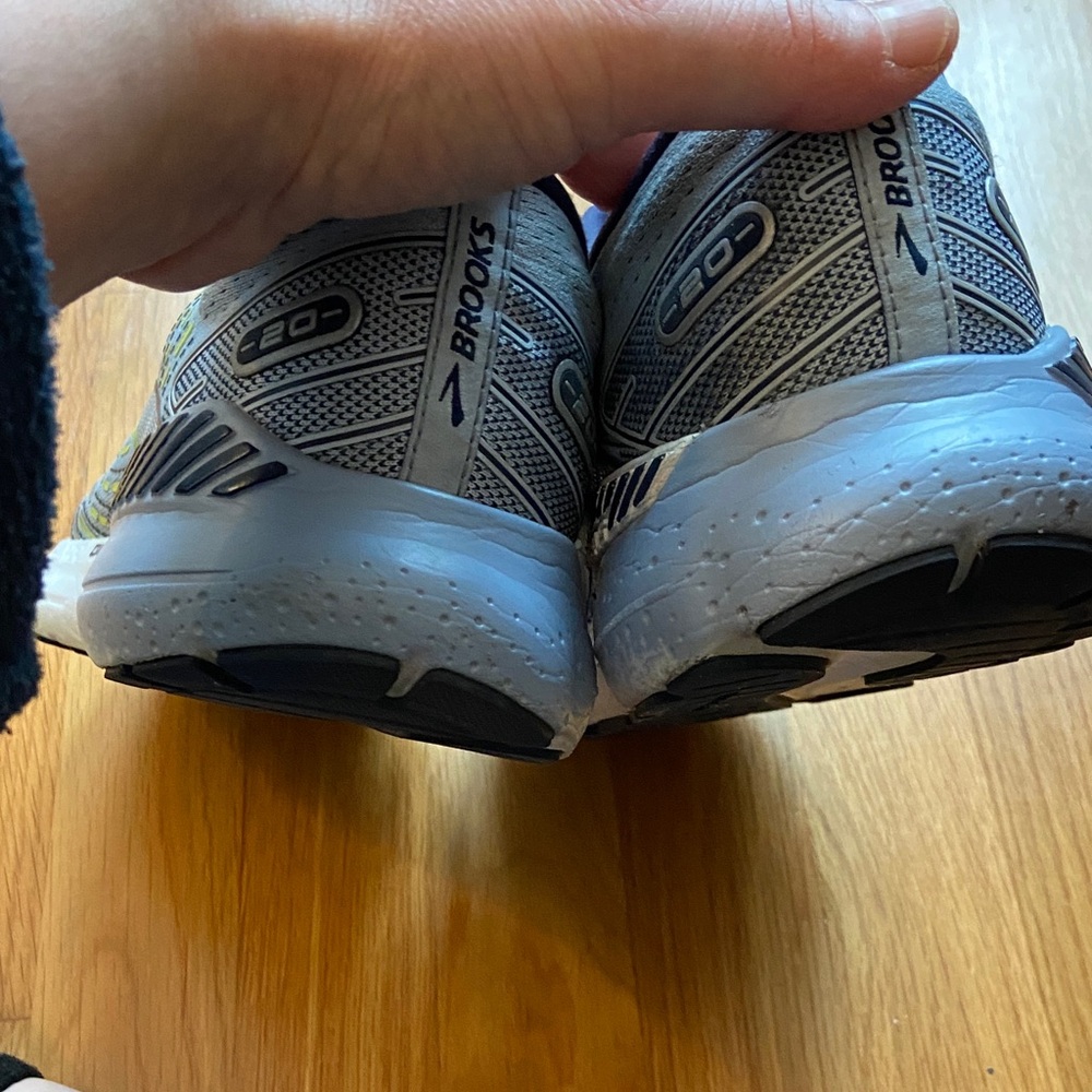Brooks Gray and Yellow Women's Sneakers - Picture 10 of 11